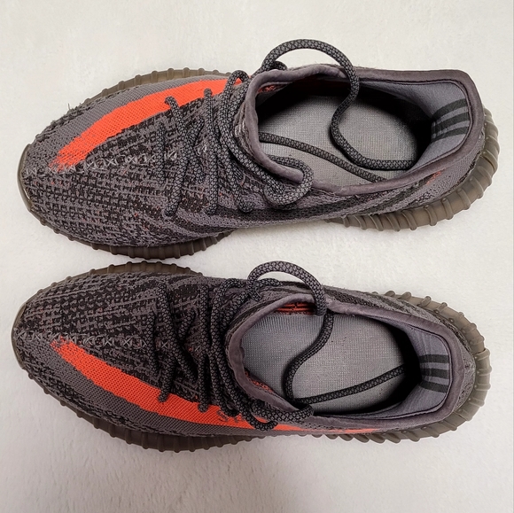 Yeezy boost 350 v2 Size 11 - Picture 3 of 4